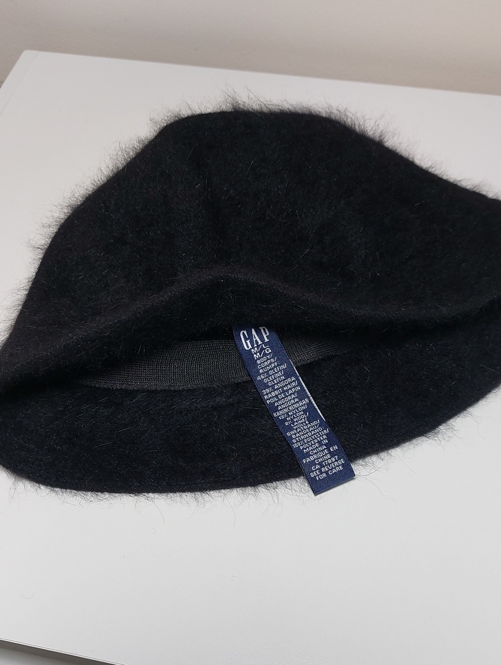 GAP Black Men's Beret Hat